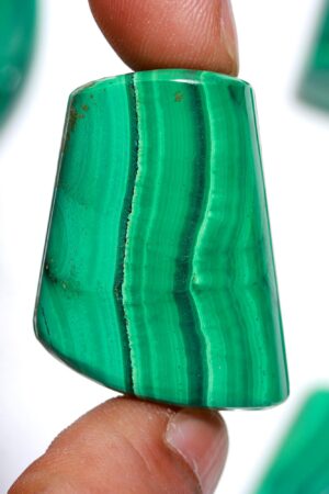 Natural Malachite Tumbled Stones – Deep Green Banded Crystals from Congo (Africa)