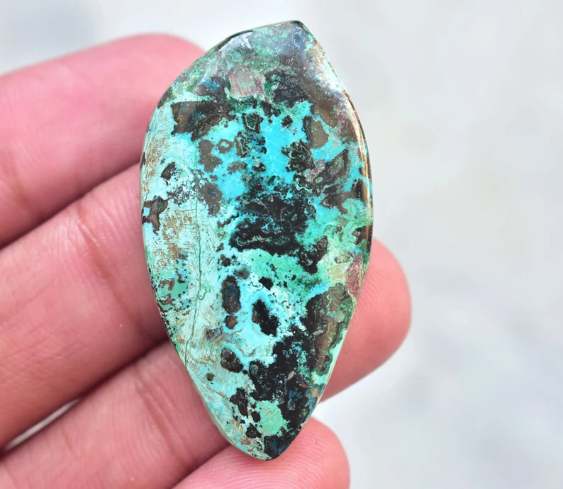 Azurite Cabochon / Top Grade Azurite Gemstone / Freeform Shape / 45.05 Ct. / 41x22x5 mm / Loose Gemstone H-75