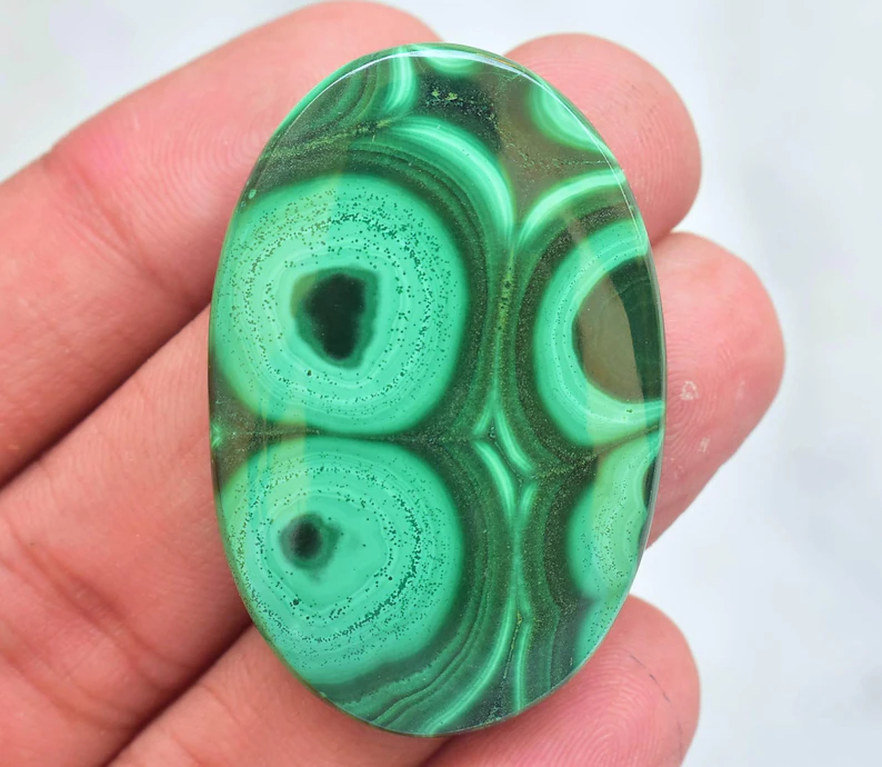 Malachite Cabochon / High Quality Malachite Gemstone / Oval Shape / 75.00 Ct. / 42x28x5 mm / Loose Gemstone / J-726