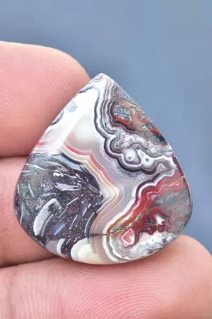 Crazy Lace Agate Cabochon / Crazy Lace Agate Gemstone / Pear Shape / 29.50 Ct. / 26x25x6 mm. / Loose Gemstone / Q-143