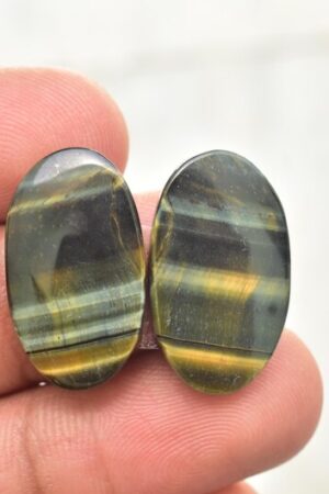 Title: Tiger Eye Pair Cabochon / Tiger Eye Pair Gemstone / Oval Shape / 23.70 Ct. / 24x14x4 mm. / Loose Gemstone / Q-174