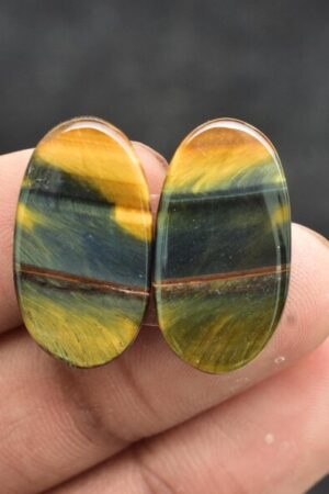 Title: Tiger Eye Pair Cabochon / Tiger Eye Pair Gemstone / Oval Shape / 22.90 Ct. / 23×13×4 mm. / Loose Gemstone / Q‑179