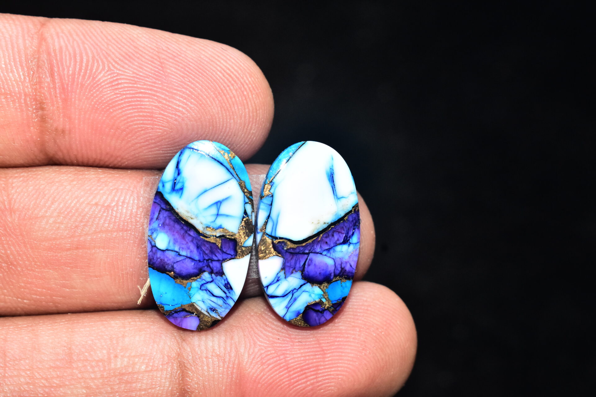 Blue Copper Turquoise Pair Cabochon / Turquoise Pair Cabochon / Oval Shape / 18.75 ct. / 22x12x4 mm. / Loose Gemstone / Q-615
