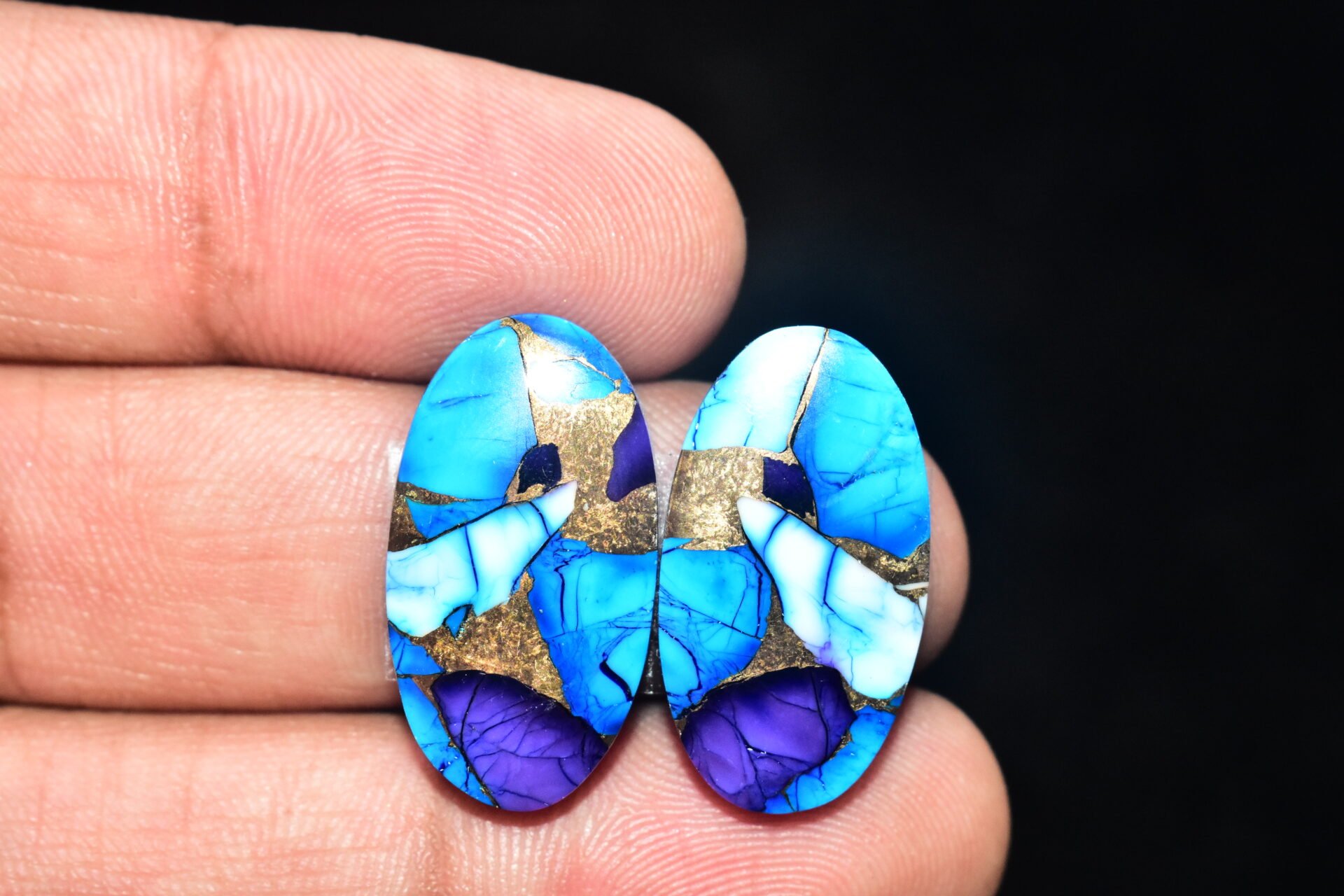 Blue Copper Turquoise Pair Cabochon / Turquoise Pair Cabochon / Oval Shape / 31.15 ct. / 25x14x4 mm. / Loose Gemstone / Q-631 - Image 3