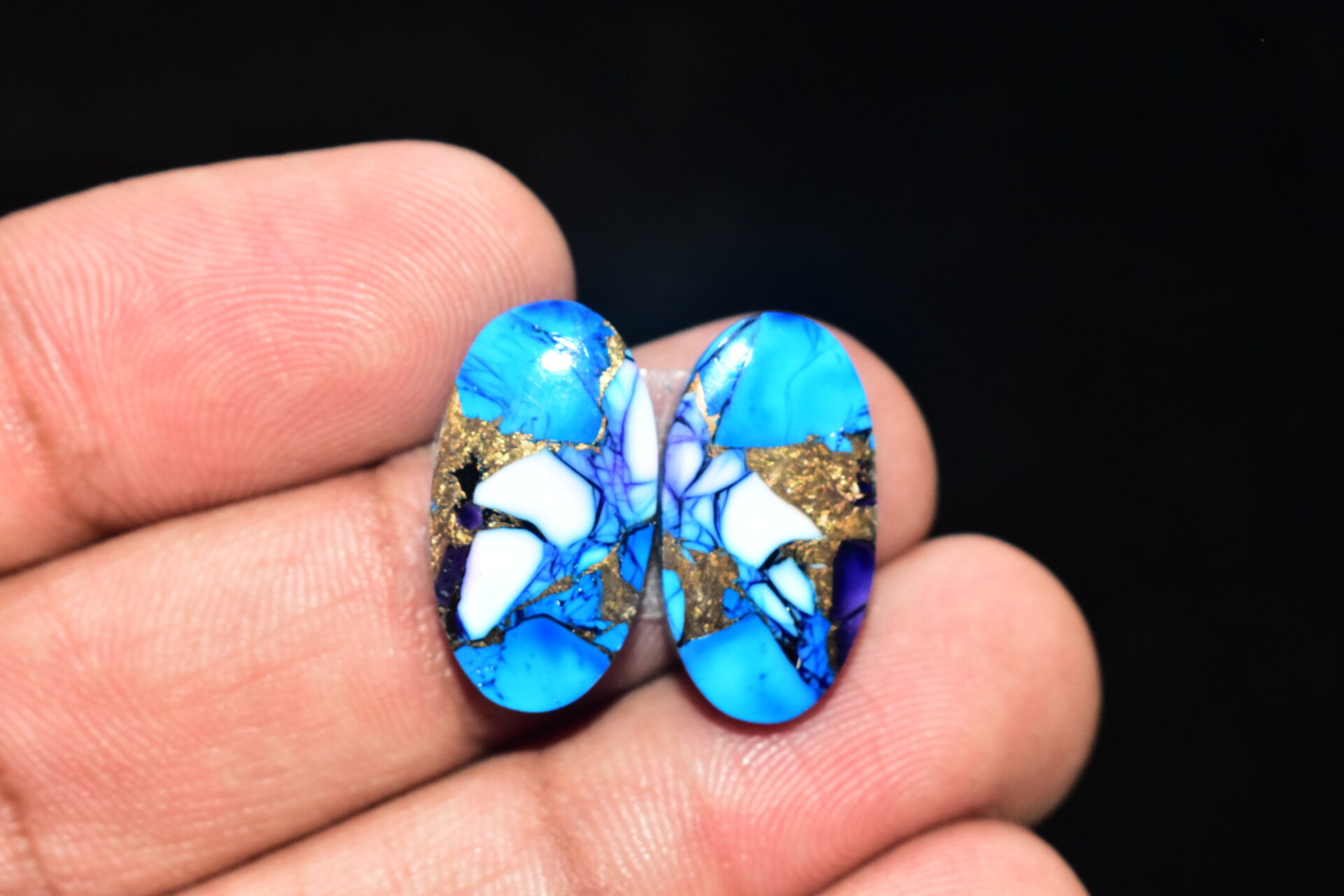 Blue Copper Turquoise Pair Cabochon / Turquoise Pair Cabochon / Oval Shape / 18.15 ct. / 22x11x4 mm. / Loose Gemstone / Q-623