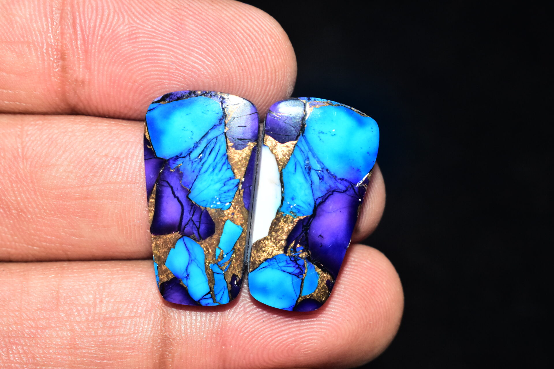 Blue Copper Turquoise Pair Cabochon / Turquoise Pair Cabochon / Freeform Shape / 29.95 ct. / 25x14x4 mm. / Loose Gemstone / Q-636 - Image 4