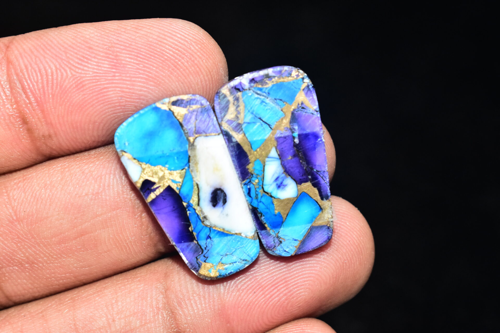 Blue Copper Turquoise Pair Cabochon / Turquoise Pair Cabochon / Freeform Shape / 29.95 ct. / 25x14x4 mm. / Loose Gemstone / Q-636 - Image 2