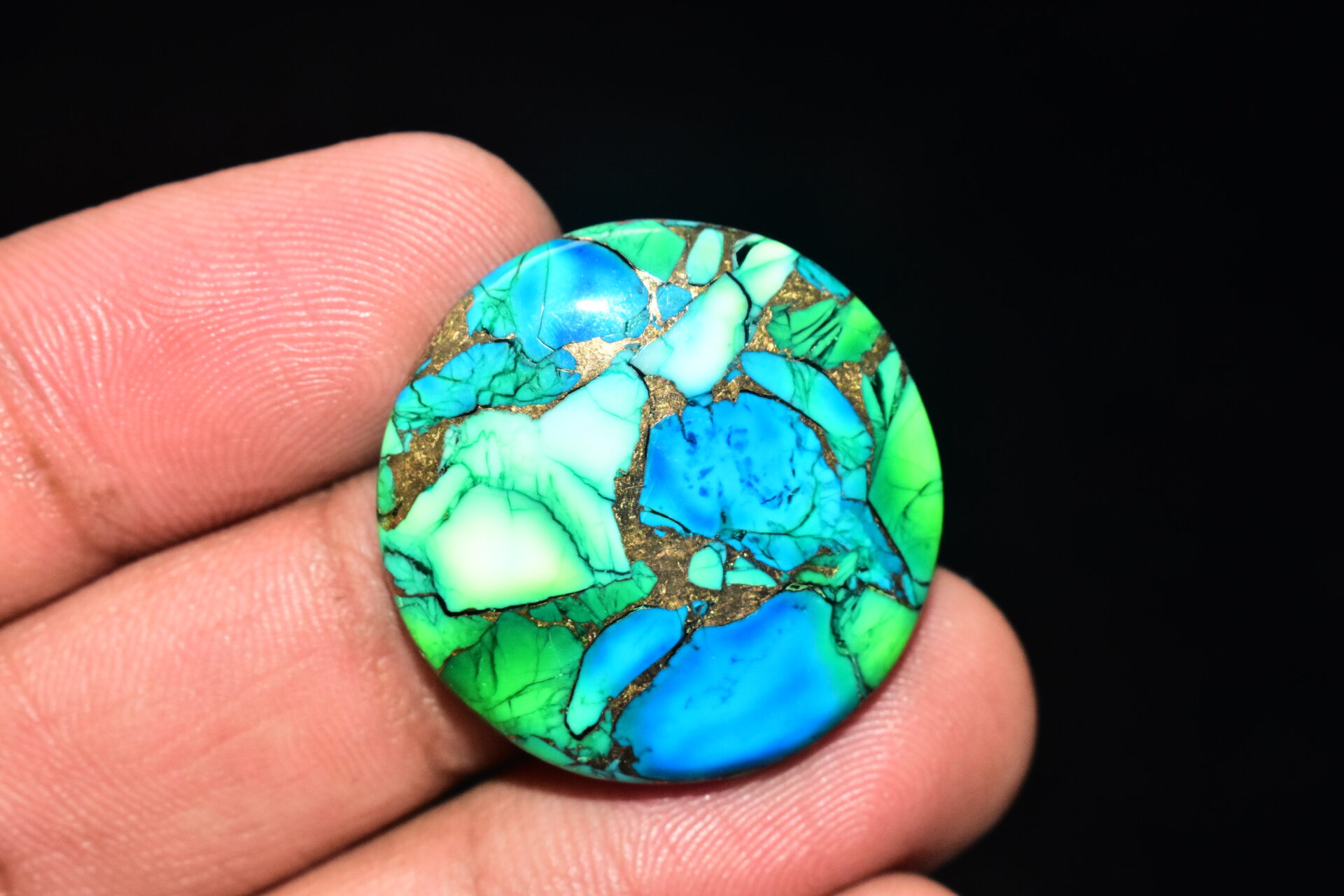 Green Copper Turquoise Cabochon / Copper Turquoise Gemstone / Round Shape / 37.45 ct. / 28x5 mm. / Loose Gemstone / Q-602