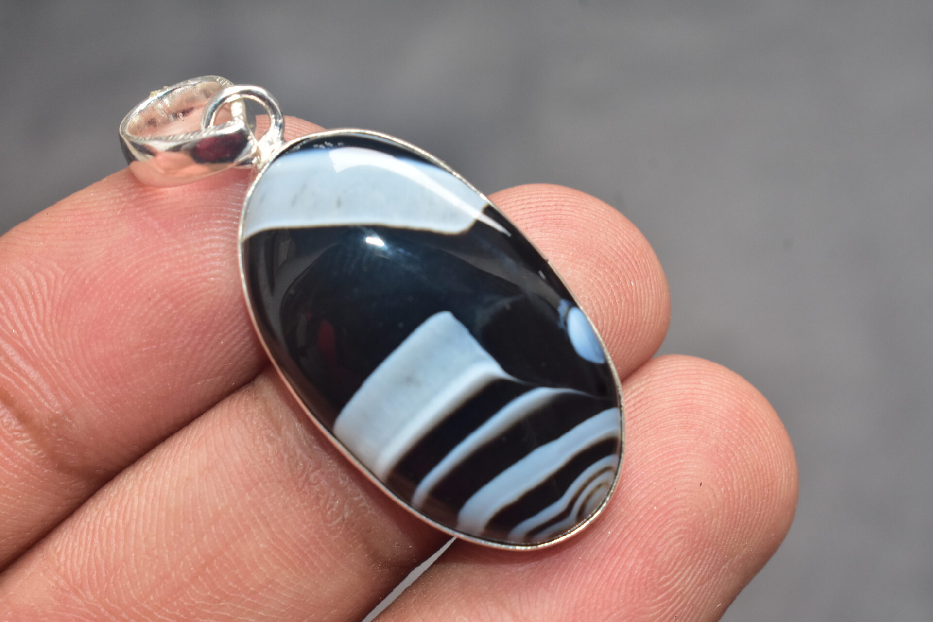 Black Banded Agate Cabochon / Plated Silver Pendant / For Jewelry / Oval Shape / Loose Gemstone Jewelrys A-286 - Image 4