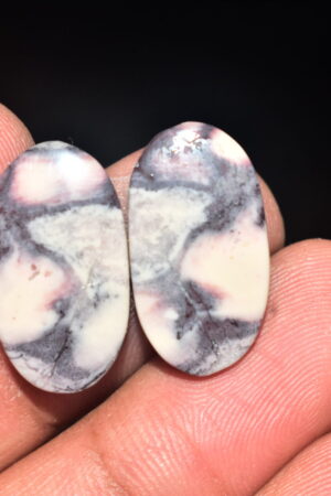 Porcelain Jasper Pair Cabochon / Porcelain Jasper Pair Gemstone / Exotica Jasper Pair / Oval Shape / 19.35 Ct. / 21x11x4 mm. / Q-731