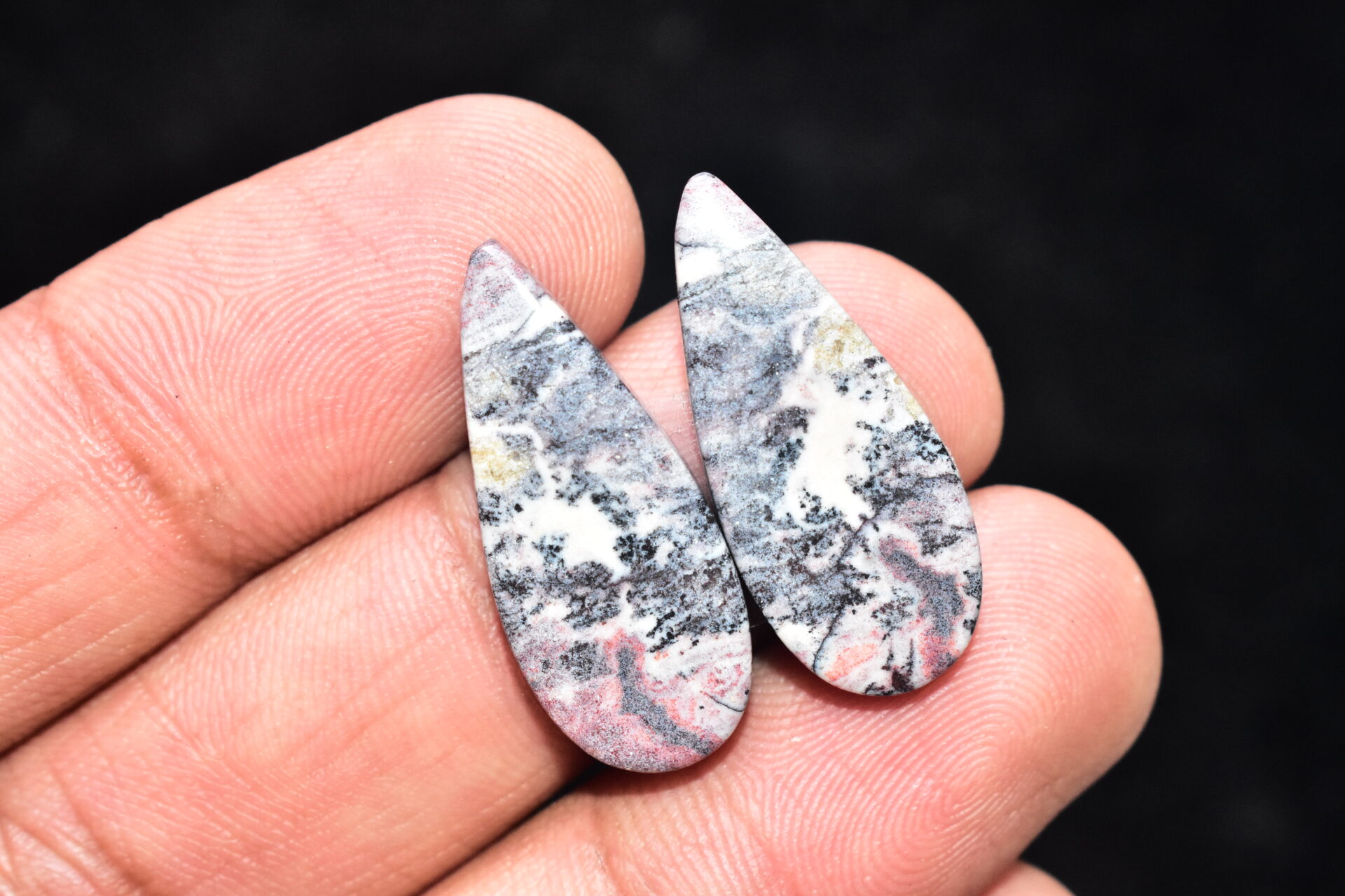 Porcelain Jasper Pair Cabochon / Porcelain Jasper Pair Gemstone / Exotica Jasper Pair / Pear Shape / 21.85 Ct. / 27x11x4 mm. / Q-825