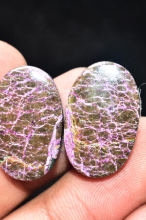 Stichtite With Serpentine Pair Cabochon / Stichtite With Serpentine Gemstone / Oval Shape / 24.95 Ct. / 22x14x4 mm. / Loose Gemstone / Q-844