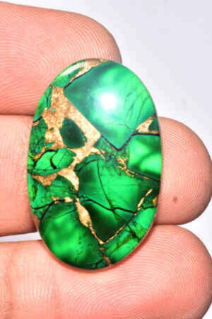 Green Dahlia Copper Turquoise Cabochon / Green Dahlia Copper Turquoise Gemstone / Oval Shape / 26.70 Ct. / 30x19x4 mm. / Q-944