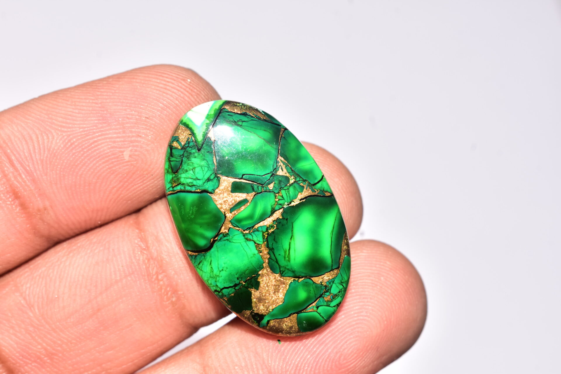 Green Dahlia Copper Turquoise Cabochon / Green Dahlia Copper Turquoise Gemstone / Oval Shape / 32.40 Ct. / 31x19x5 mm. / Q-945 - Image 3