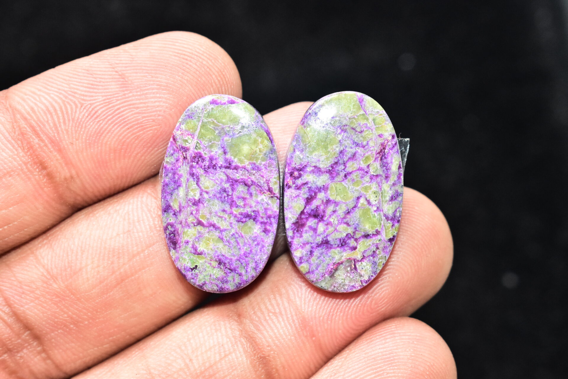 Stichtite With Serpentine Pair Cabochon / Stichtite With Serpentine Gemstone / Oval Shape / 24.95 Ct. / 24x14x4 mm. / Loose Gemstone / Q-854